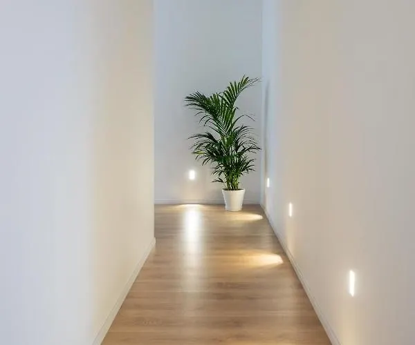 ゲストハウス Mori's 4*